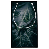 Dark Moody Ivyフローラ自然写真 スモールペーパーバッグ (裏面)