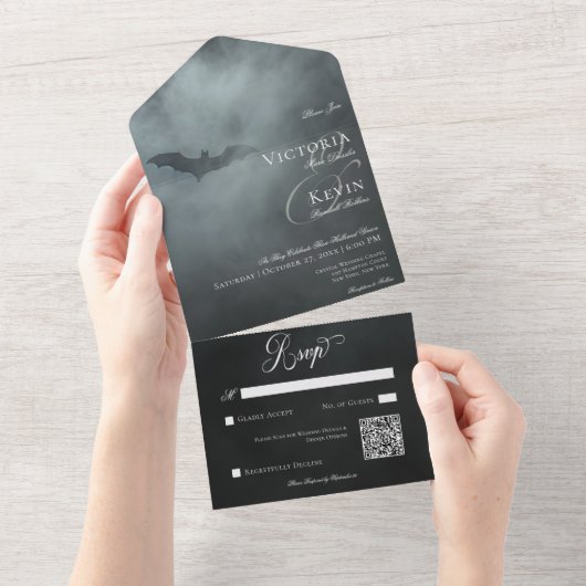 Dark Moody Midnightこうもり&フォグQRコー結婚ド オールインワン招待状 (貼ってはがせる)