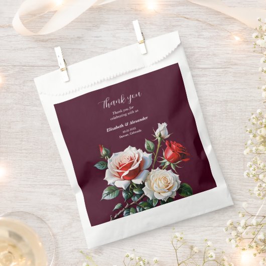 Dark Pretty pink white red roses floral wedding フェイバーバッグ (クリップ留めされた状態)