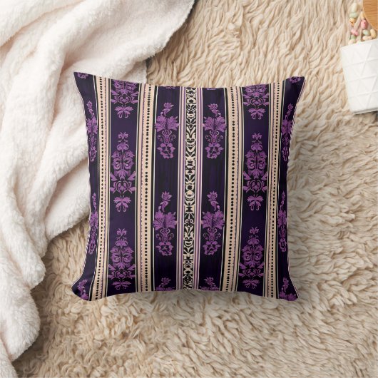 Dark Purple Gothic Damask Pillow Victorian Gothic クッション (ブランケット)