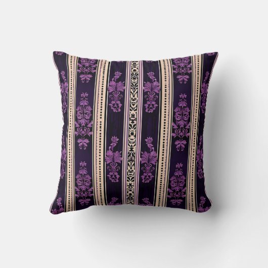 Dark Purple Gothic Damask Pillow Victorian Gothic クッション (裏面)