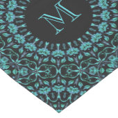 Dark Teal Mandala Monogram ミディアムテーブルランナー (コーナー)