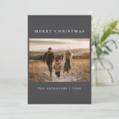Dark Ultra Modern Minimalist Merry Christmas Photo シーズンカード (スタンド正面)