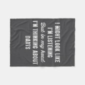 Darts In My Head Im Thinking About Funny  フリースブランケット (正面(横))