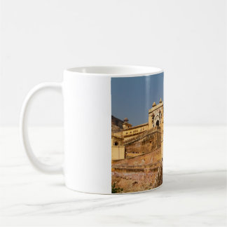 Das Fort Amber bei Jaipur in Indien コーヒーマグカップ