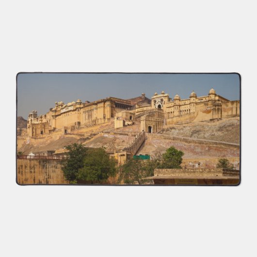 Das Fort Amber bei Jaipur in Indien デスクマット (正面)