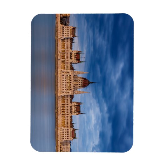 Das ungarische Parlament in Budapest an der Donau マグネット (縦)