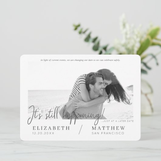 Date Chicモダンのカスタム写真の結婚変更 セーブザデート (スタンド正面)