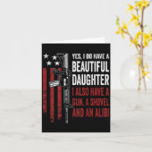 Daughter Gun Shovel Alibi - Funny Mom Dad Guns Jok カード (黄色い花)