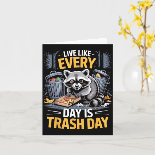 Day Is Trash Day Raccoon Lover Trashed Racoon Anim カード (黄色い花)