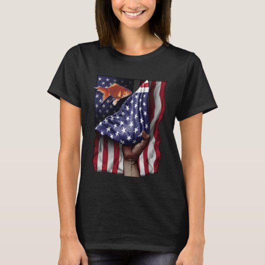 Day Of Independence US Flag Goldfish Tシャツ (正面)