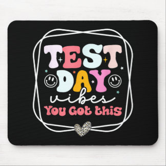 Day Vibesあなたこ得の先生レトロGroovy Testn マウスパッド
