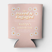 Dazed & Engaged Groovy 70s Bachelorette Party 缶クーラー (正面)