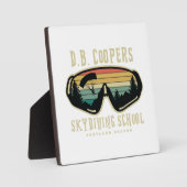 DBクーパーズスカイダイビングスクールポートランドオレゴン フォトプラーク (正面)