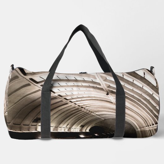 DCブルタリスト構造 ダッフルバッグ (正面)