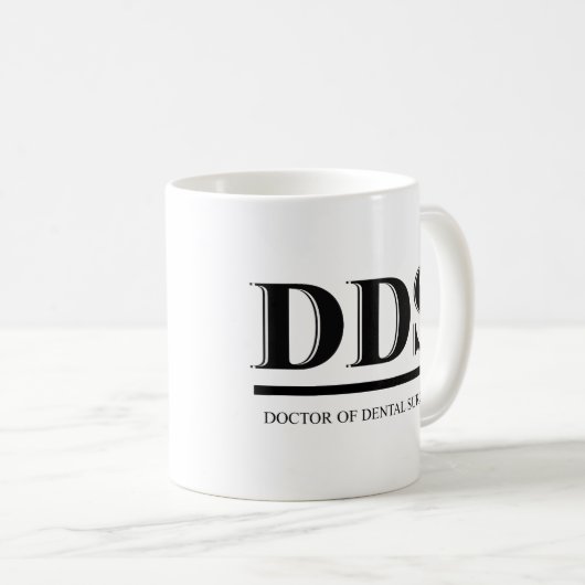 DDS - 歯学博士 マグ (正面右)