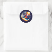De astronaut en de rode raket in de ruimte. ラウンドシール (バッグ)