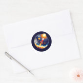 De astronaut en de rode raket in de ruimte. ラウンドシール (封筒)