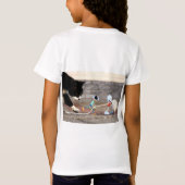 De Fubby's verstoppertje spelen met Kat Ping. Tシャツ (裏面)