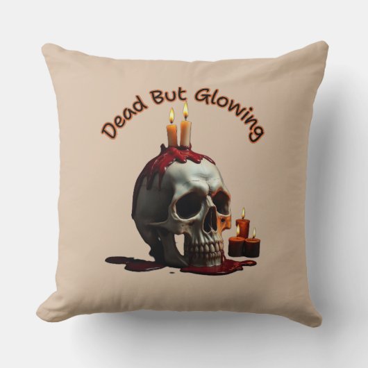 Dead But Glowing Halloween Throw Pillow クッション (正面)