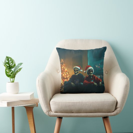 Dead Inside... But It’s Christmas クッション (椅子)