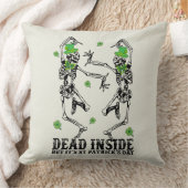 Dead Inside But It's St Patrick's Day – スケルトン クッション (ブランケット)