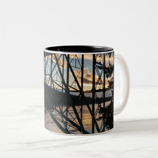 Deception Pass Bridge Mug ツートーンマグカップ (正面右)