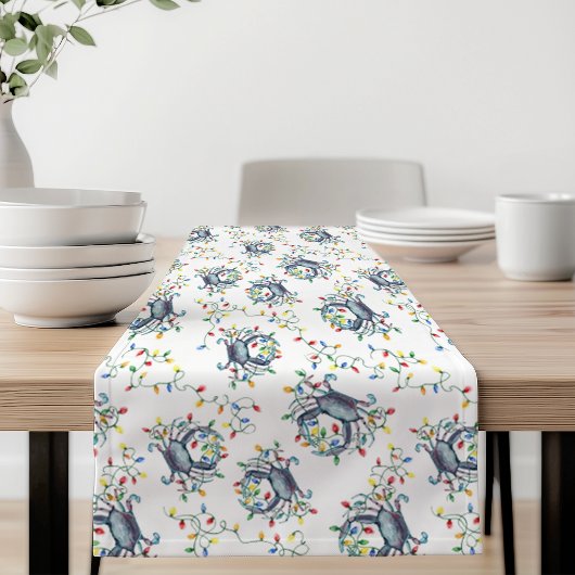 Deck the Claws Coastal Crab Christmas Lights ショートテーブルランナー