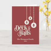 「Deck The Halls」エレガントな赤いクリスマス カード (黄色い花)