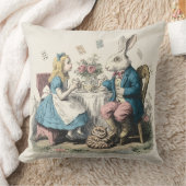 Decorative Alice in Wonderland Throw Pillow クッション (ブランケット)