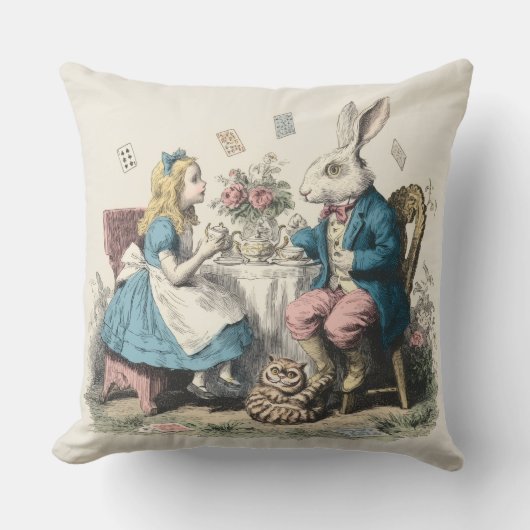 Decorative Alice in Wonderland Throw Pillow クッション (正面)