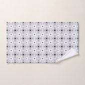 Decorative geometric patterned on white background バスタオルセット (ハンドタオル)