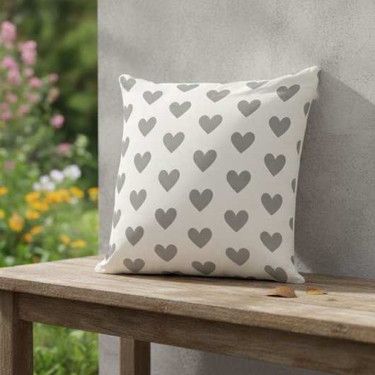 Decorative heart-patterned cushion クッション
