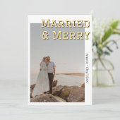 Decorative Married and Merry Modern Soft Gold Text シーズンカード (スタンド正面)