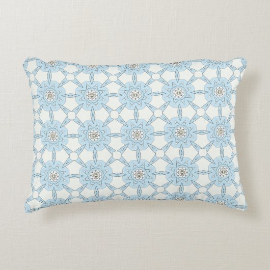 decorative pillow featuring a geometric pattern アクセントクッション (正面)
