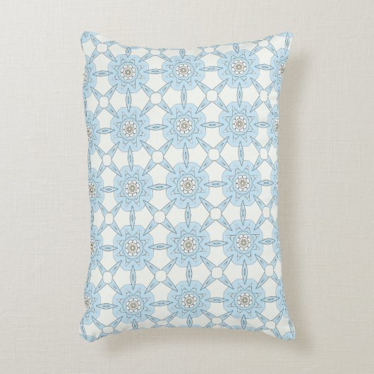 decorative pillow featuring a geometric pattern アクセントクッション (正面(垂直))