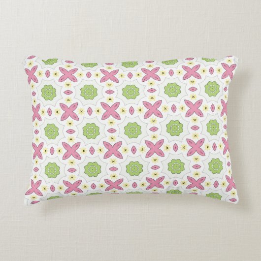 decorative pillow featuring a geometric pattern アクセントクッション (正面)