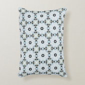 decorative pillow featuring a geometric pattern アクセントクッション (正面(垂直))