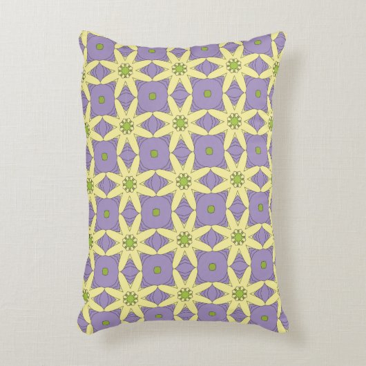 decorative pillow featuring a geometric pattern アクセントクッション (正面(垂直))