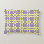 decorative pillow featuring a geometric pattern アクセントクッション (裏面)