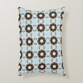 decorative pillow featuring a geometric pattern アクセントクッション (正面(垂直))