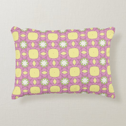 decorative pillow featuring a geometric pattern アクセントクッション (正面)