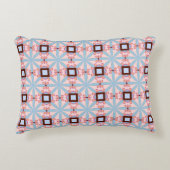 decorative pillow featuring a geometric pattern アクセントクッション (正面)