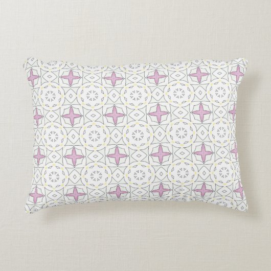 decorative pillow featuring a geometric pattern アクセントクッション (正面)