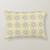 decorative pillow featuring a geometric pattern アクセントクッション (正面)