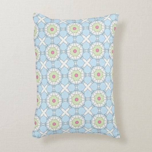 decorative pillow featuring a geometric pattern アクセントクッション (正面(垂直))