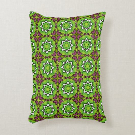 decorative pillow featuring a geometric pattern アクセントクッション (正面(垂直))