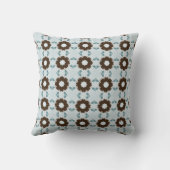 decorative pillow featuring a geometric pattern クッション (裏面)