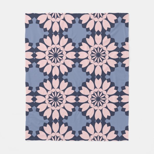 Decorative seamless pattern of different geometric フリースブランケット (正面)
