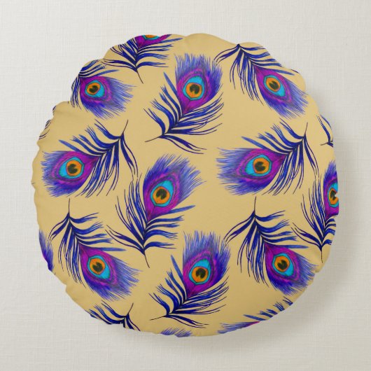 Decorative seamless pattern with beautiful peacock ラウンドクッション (正面)
